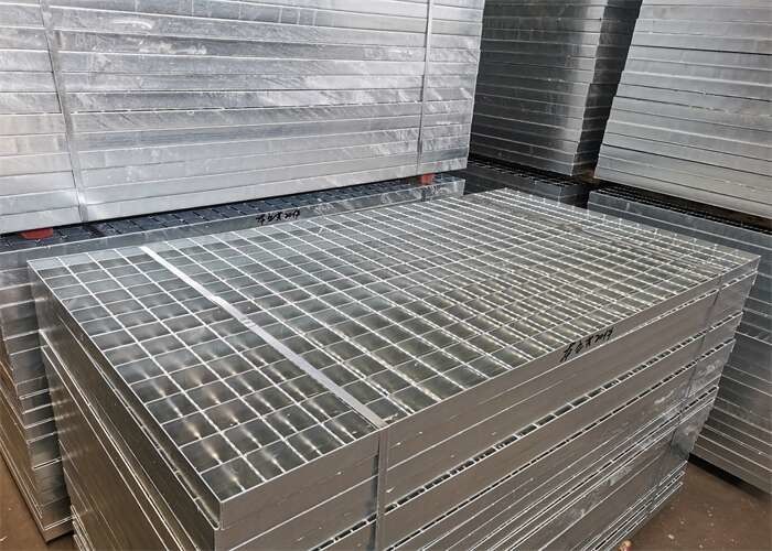 ISO9001 은색 강철 차도는 길 고가 횡단 도로를 위한 회절격자를 문지릅니다